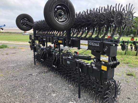 Image of Yetter 3530 equipment image 4