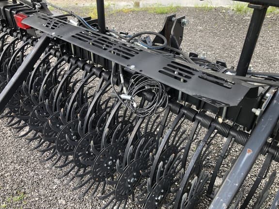 Image of Yetter 3530 equipment image 1