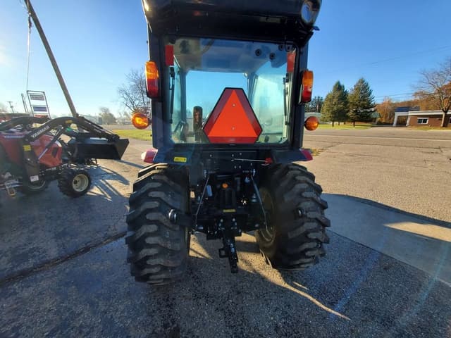 Image of Yanmar YT235 equipment image 3