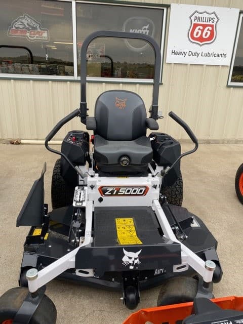 Image of Bobcat ZT5000 equipment image 4