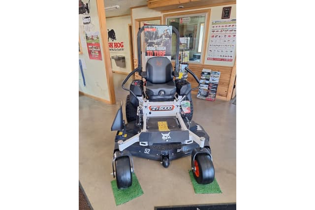 Image of Bobcat ZT5000 equipment image 4
