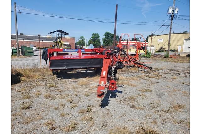 Image of New Holland 210 equipment image 1