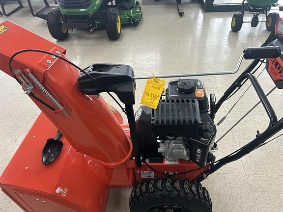 Image of Ariens Deluxe 28 equipment image 3