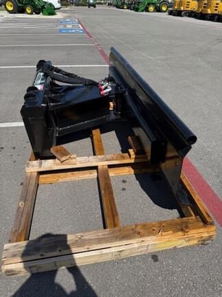 Image of Armstrong Ag FAB-8 equipment image 4