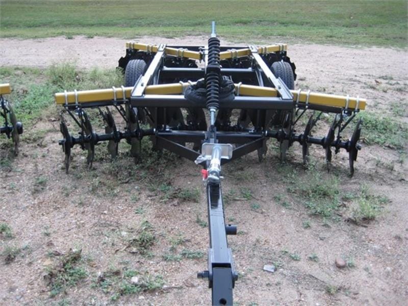 2025 Armstrong Ag DHD2820 Equipment Image0