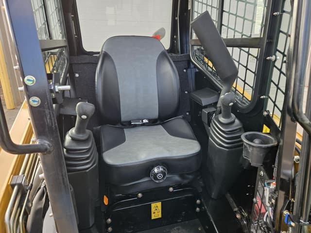 Image of ASV RT50 equipment image 4