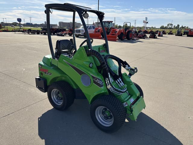 Image of AVANT 423 equipment image 3