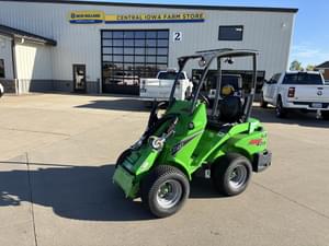 2025 AVANT 423 Image