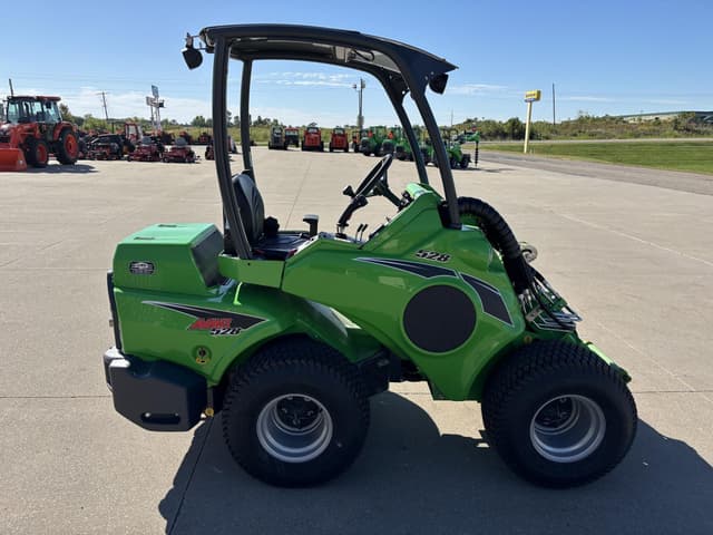 Image of AVANT 528 equipment image 4