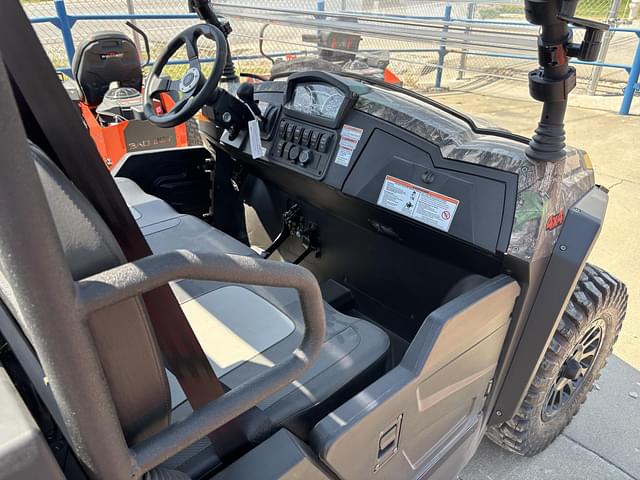 Image of Bad Boy Bandit 750 equipment image 4