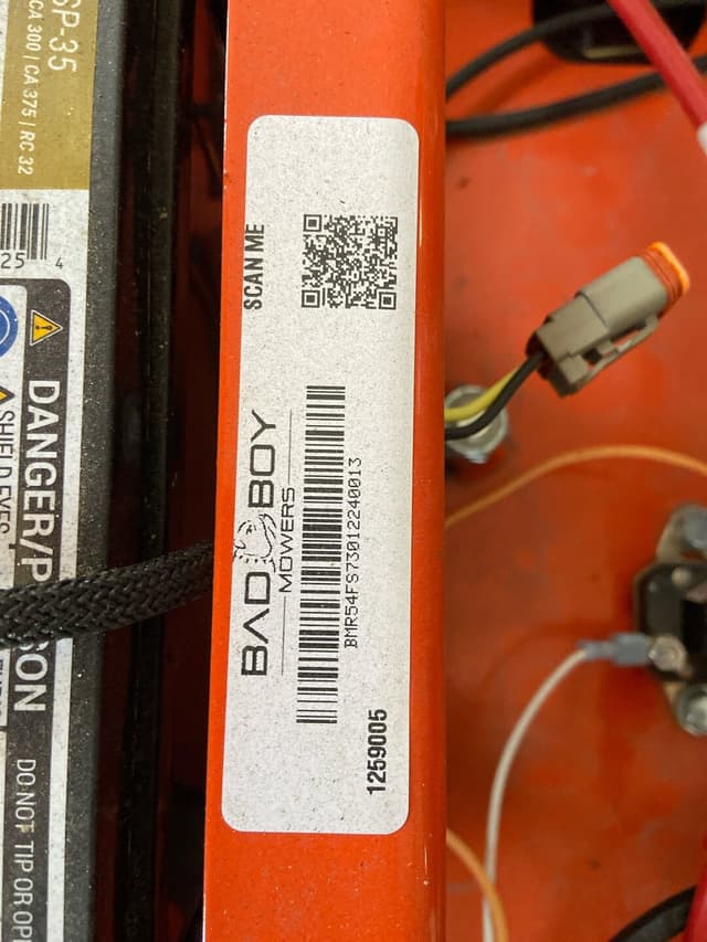 Image of Bad Boy Maverick equipment image 2