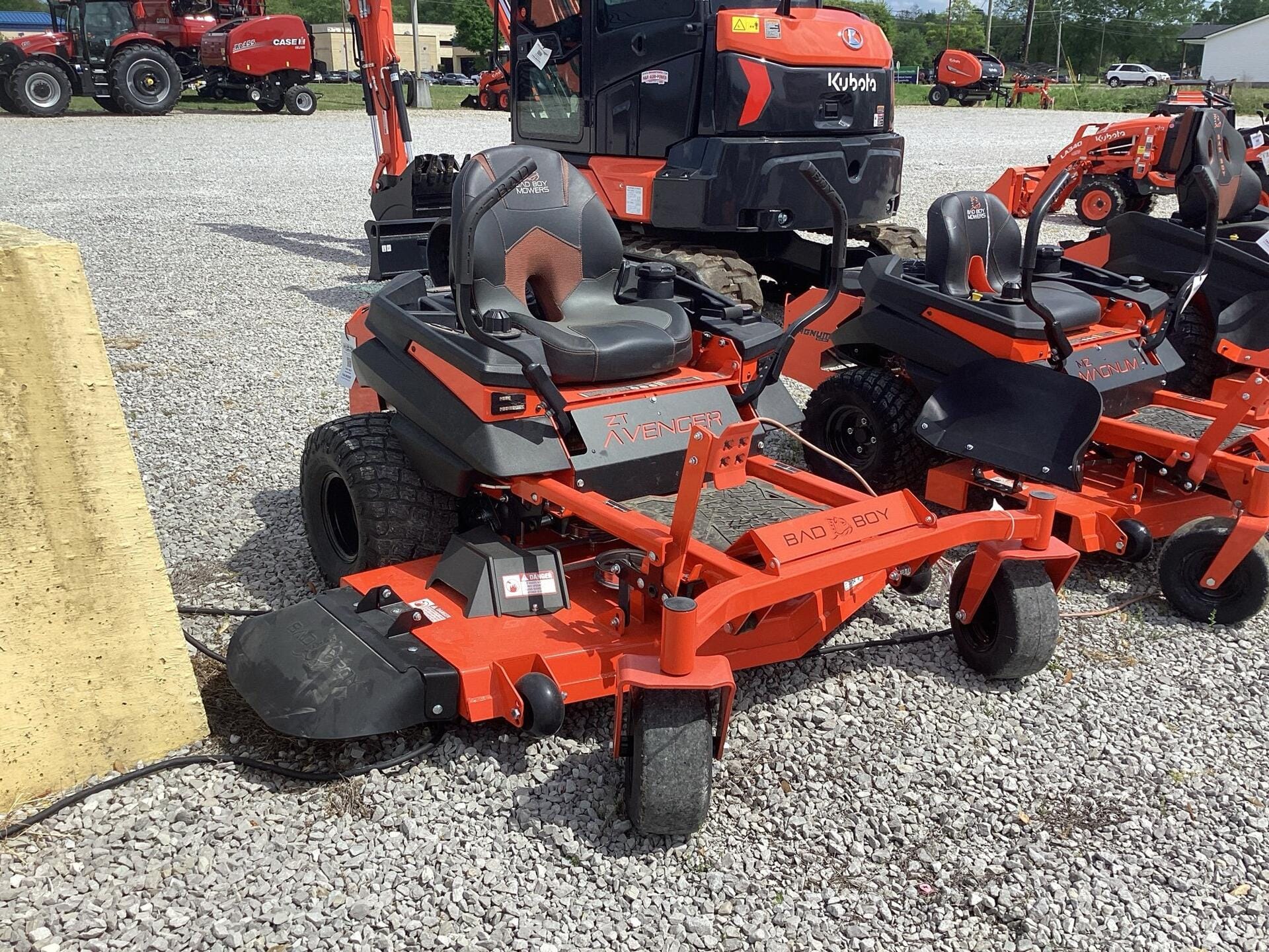 2025 Bad Boy ZT Avenger Equipment Image0