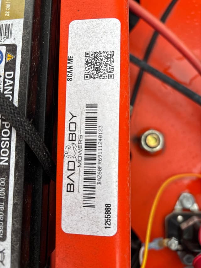 Image of Bad Boy ZT Avenger equipment image 2