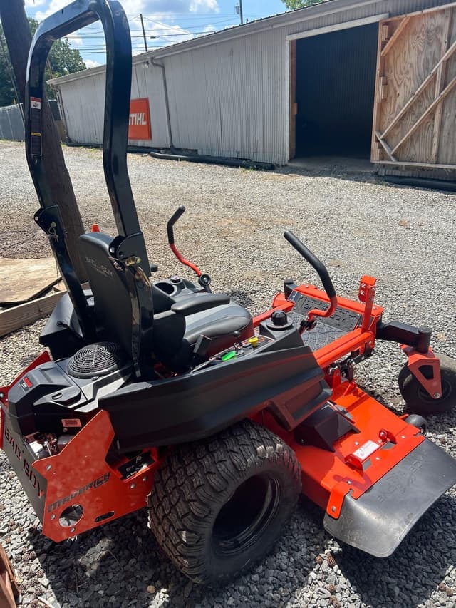 Image of Bad Boy Maverick equipment image 3