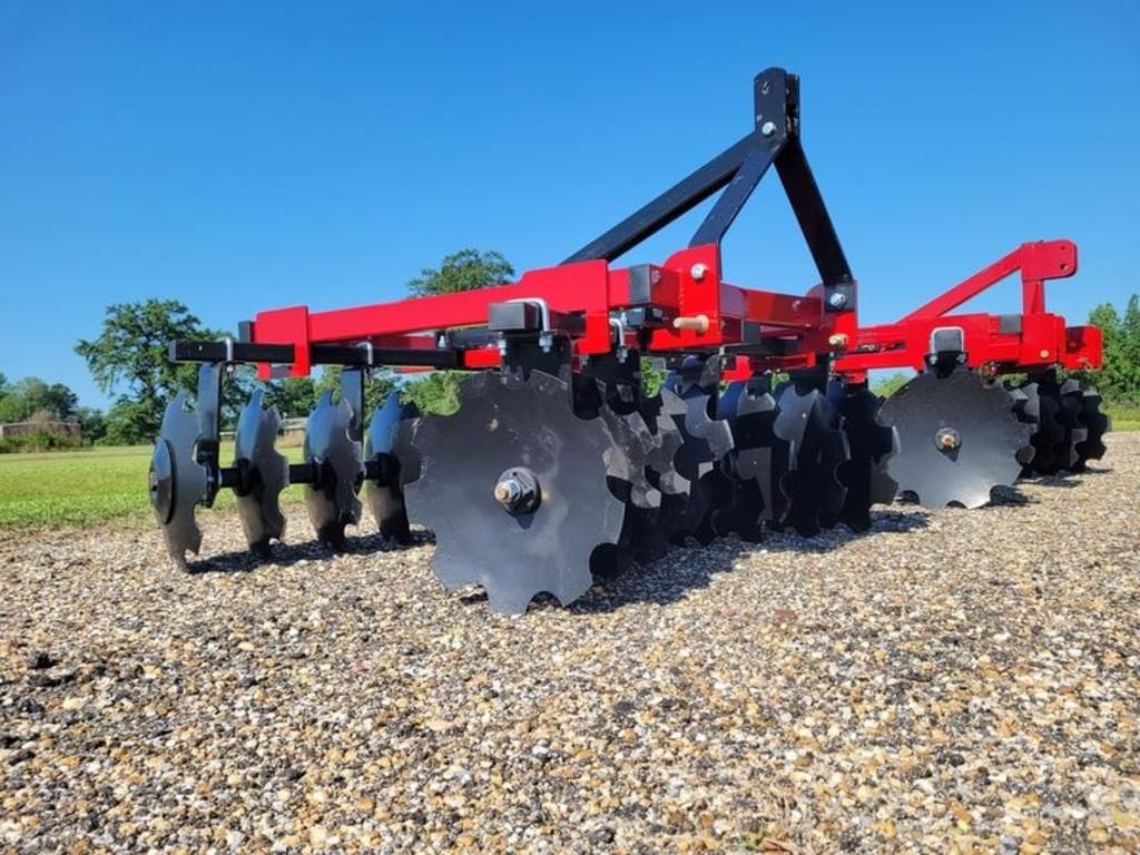 2025 Big Bee 40016X18BB Equipment Image0