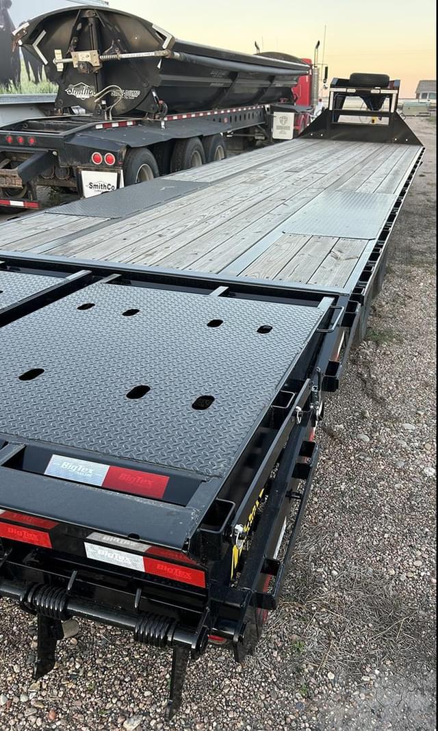 Image of Big Tex 22GN-35D5A-MRBK equipment image 3