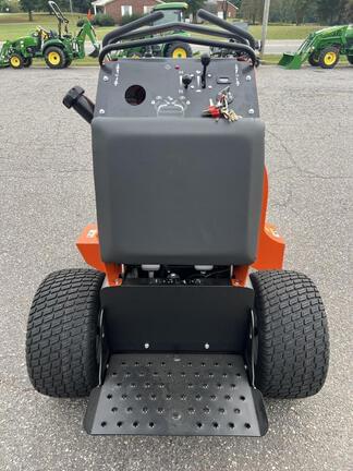 Image of Billy Goat Hurricane Z300I equipment image 3