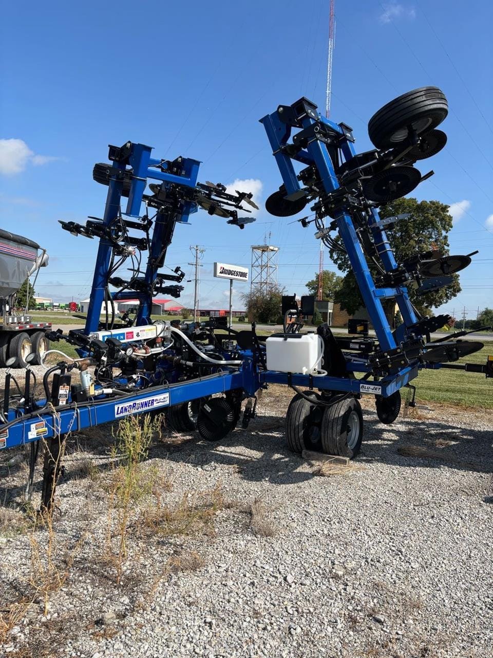 2025 Blu-Jet LandRunner II Equipment Image0