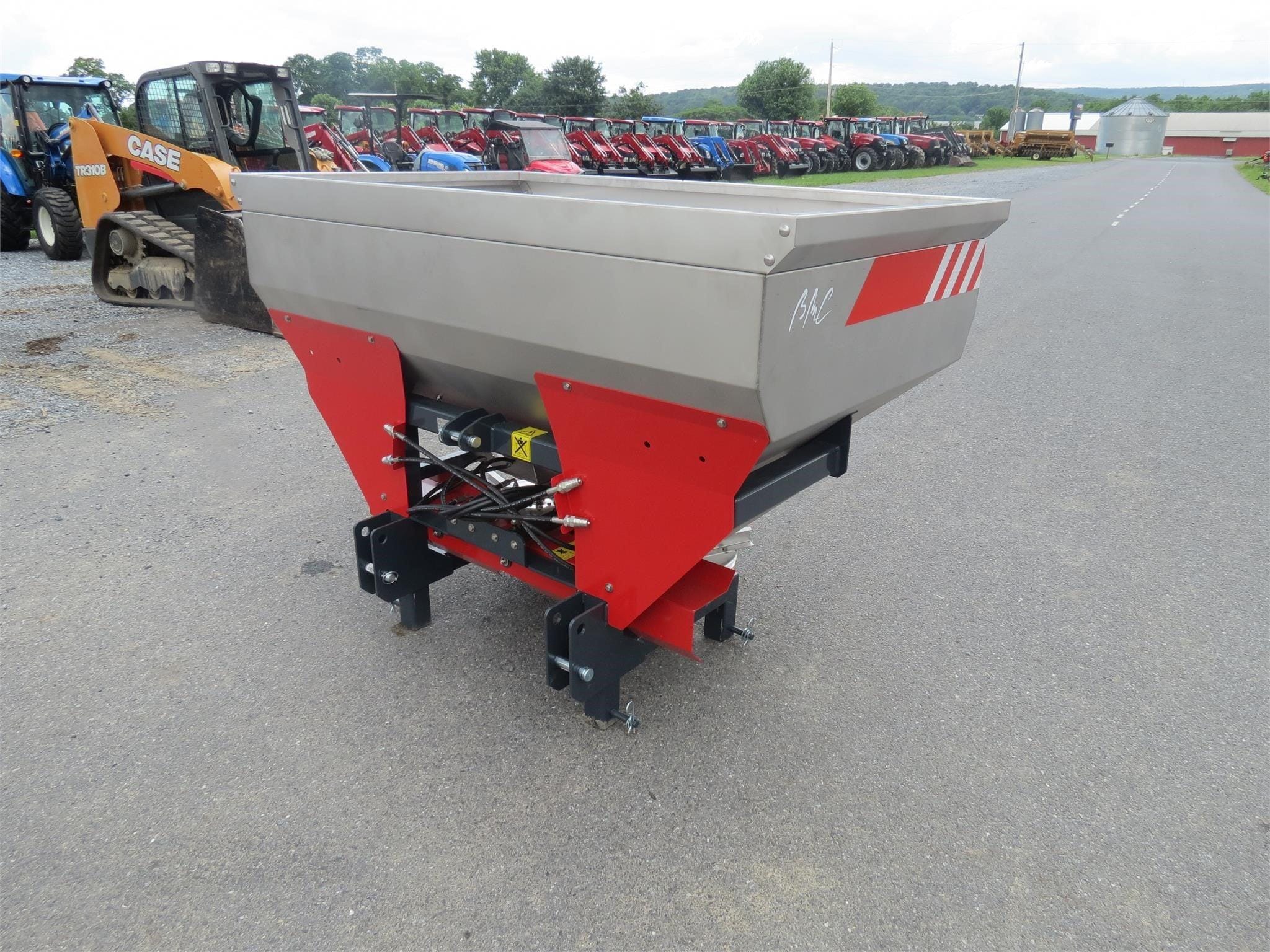 2025 BMC Syntra 1000 Equipment Image0