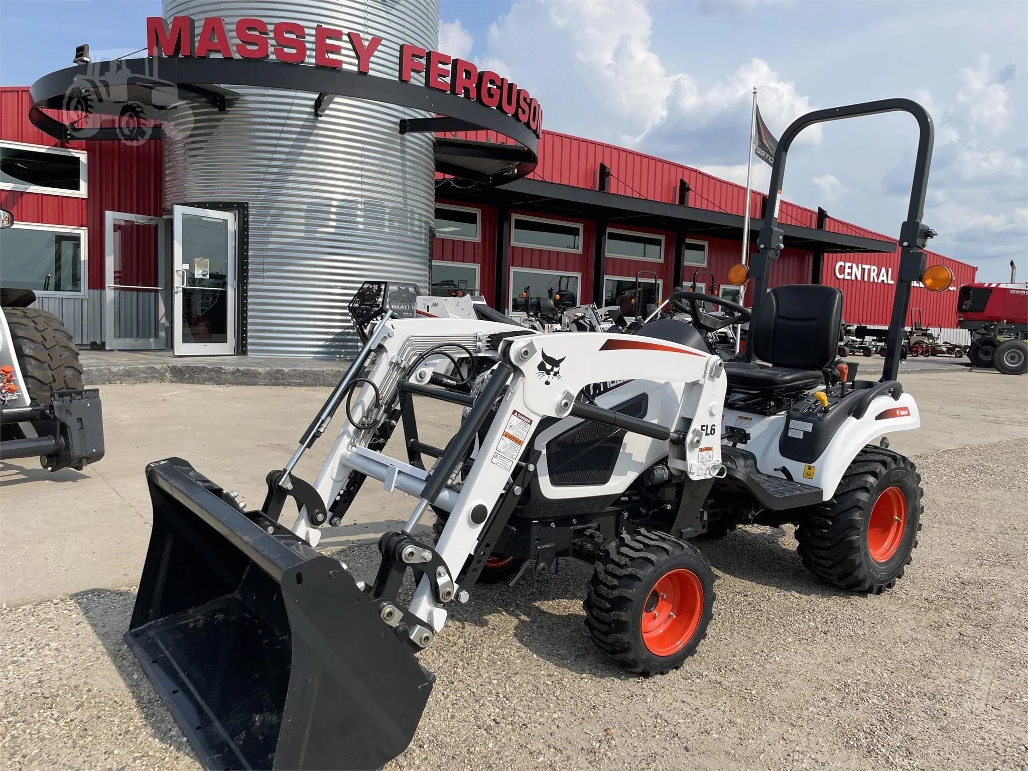 Main image Bobcat CT1025