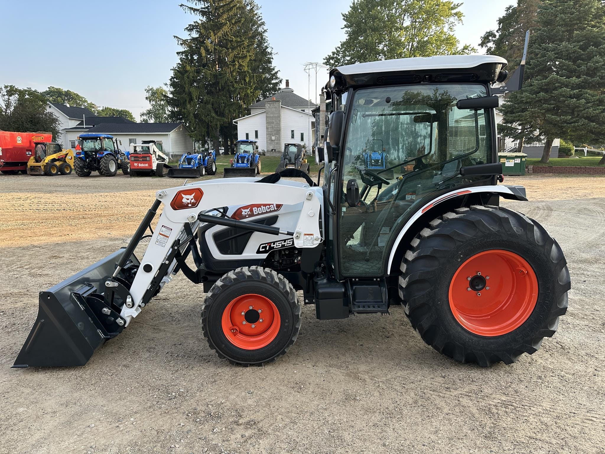 2025 Bobcat CT4545 Equipment Image0