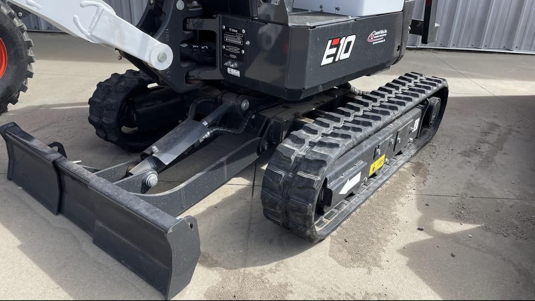 Image of Bobcat E10 Image 1