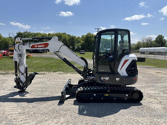 Image of Bobcat E48 equipment image 1