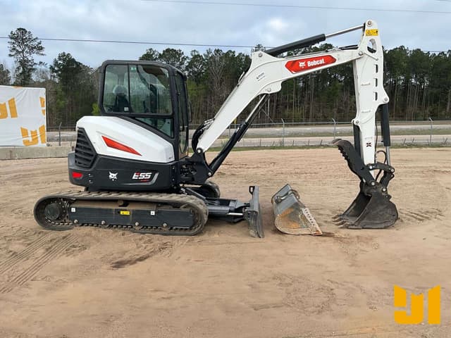 Image of Bobcat E55R2 equipment image 3