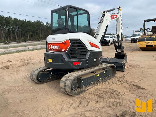 Image of Bobcat E55R2 equipment image 4