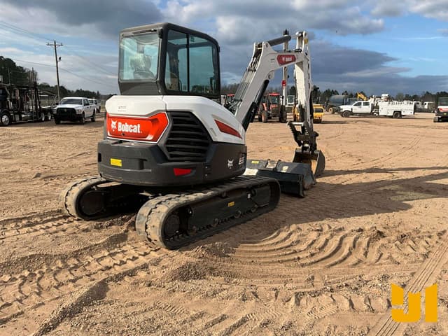 Image of Bobcat E55R2 equipment image 4