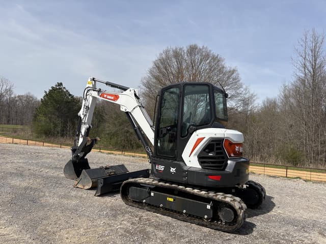 Image of Bobcat E55R2 equipment image 1