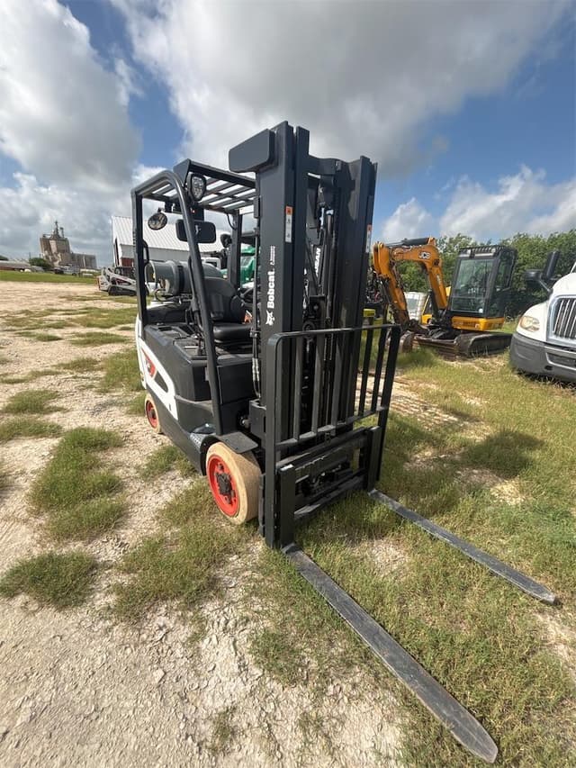 Image of Bobcat GC25S-9 equipment image 2