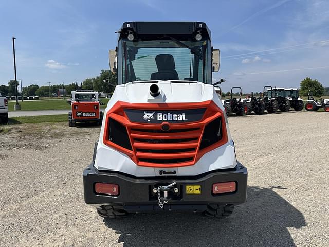 Image of Bobcat L95 equipment image 3
