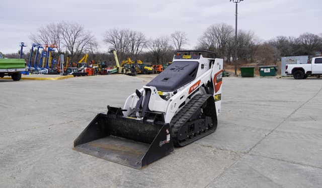 Image of Bobcat MT100 equipment image 2