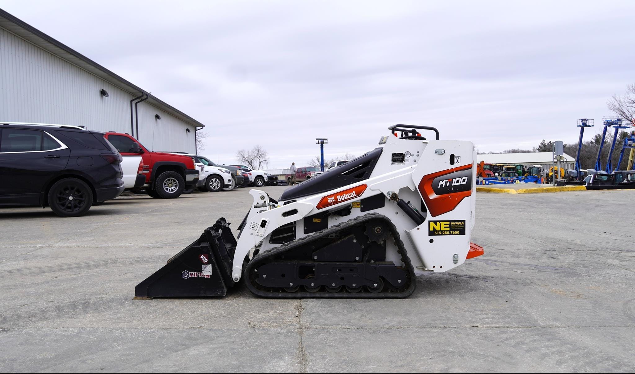 2025 Bobcat MT100 Equipment Image0