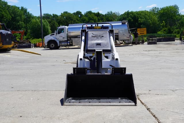 Image of Bobcat MT100 equipment image 2