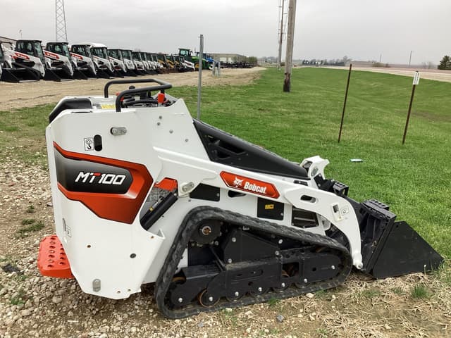 Image of Bobcat MT100 equipment image 1