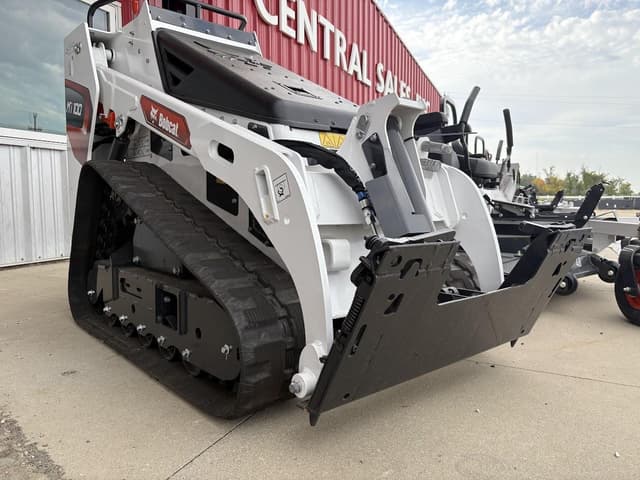 Image of Bobcat MT100 equipment image 1