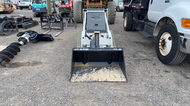 Image of Bobcat MT100 equipment image 1