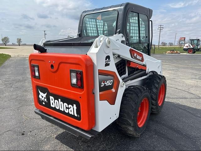 Image of Bobcat S450 equipment image 2
