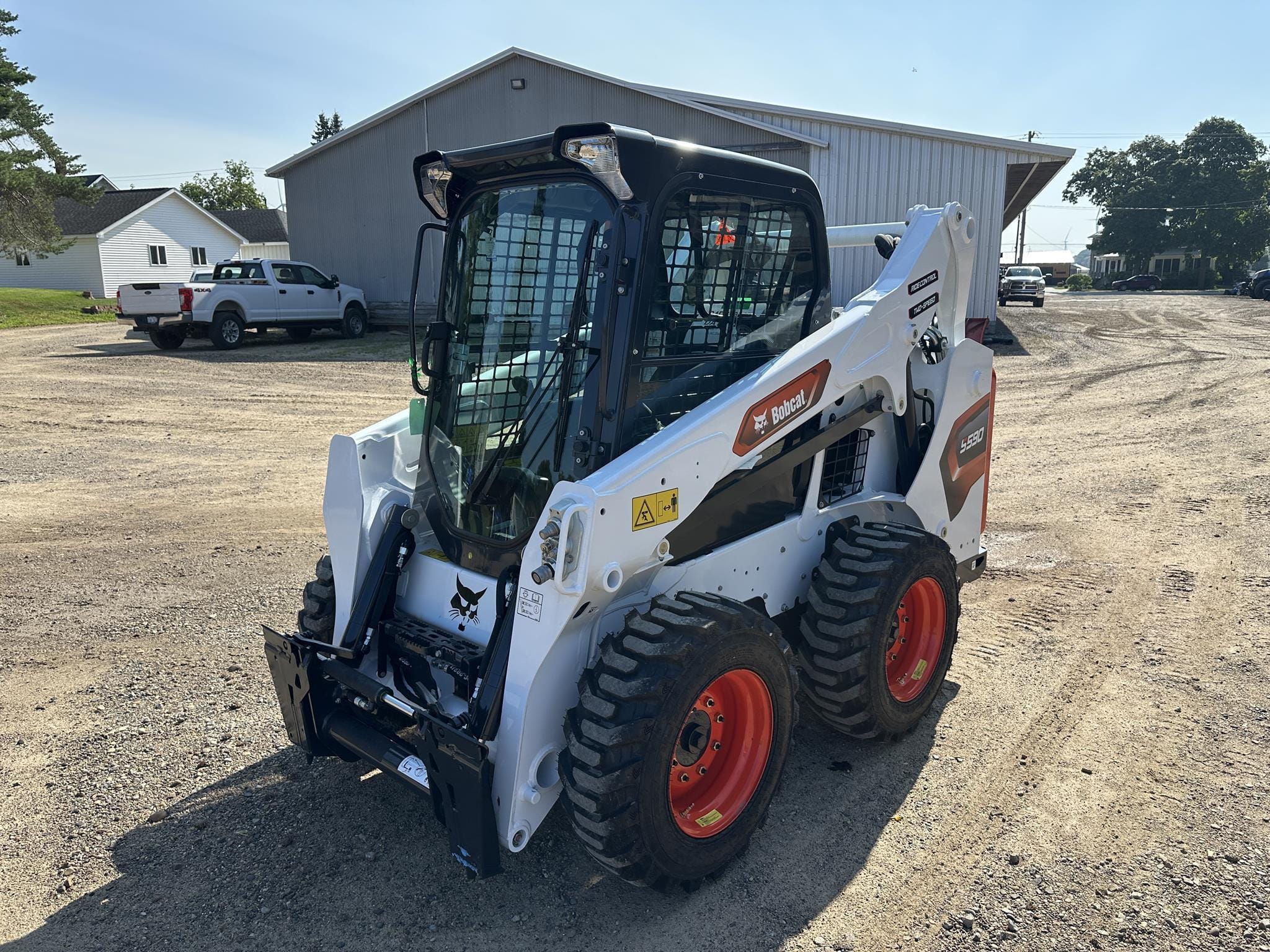 2025 Bobcat S590 Equipment Image0