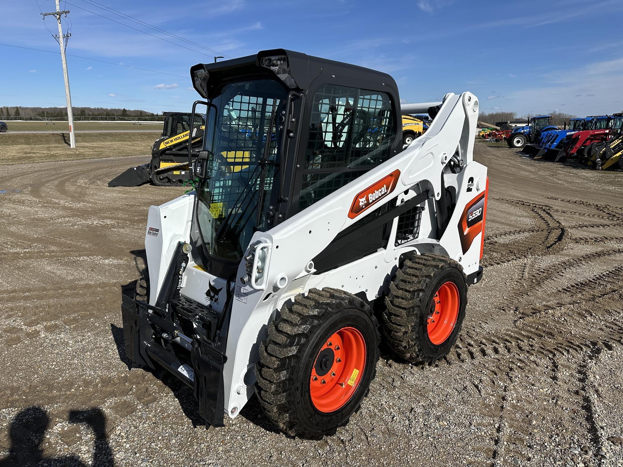Main image Bobcat S590
