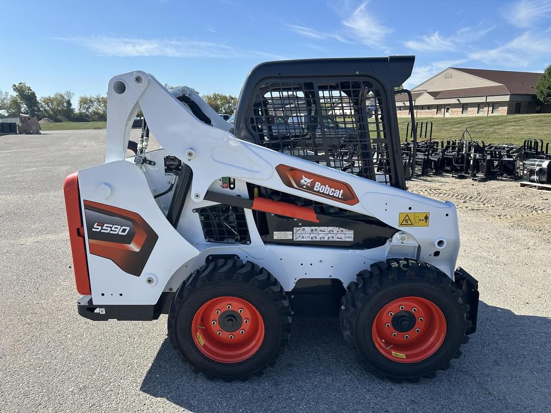Image of Bobcat S590 Primary image