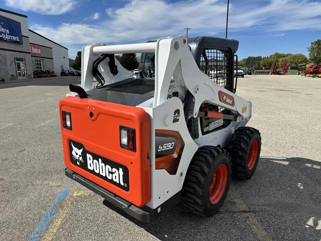 Image of Bobcat S590 equipment image 2