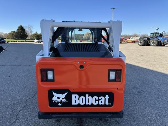 Image of Bobcat S590 equipment image 3