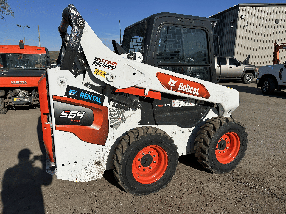2025 Bobcat S64 Equipment Image0