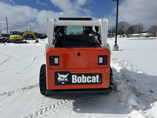 Image of Bobcat S650 equipment image 2