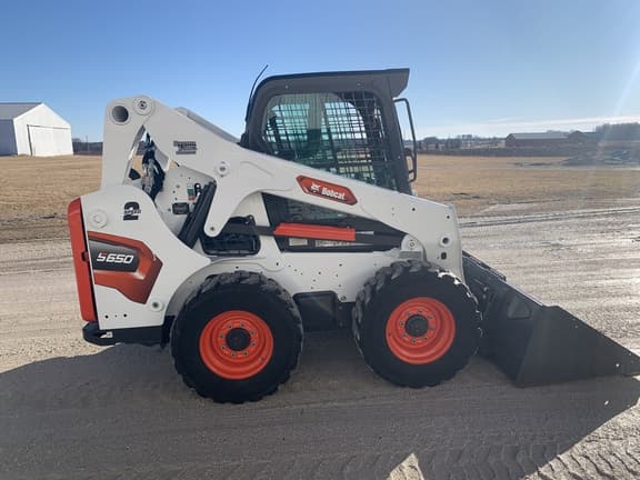 Image of Bobcat S650 equipment image 1