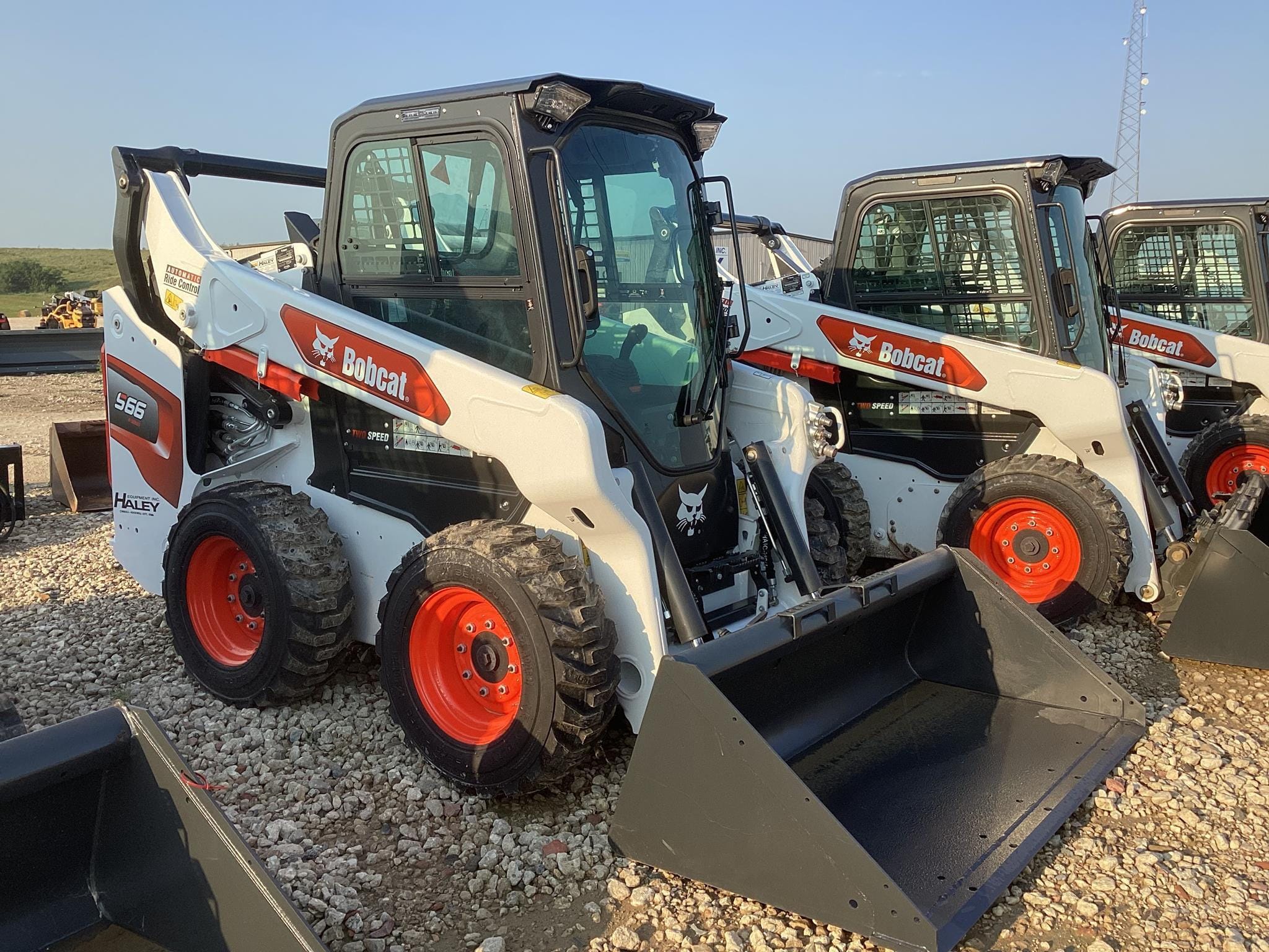 2025 Bobcat S66 Equipment Image0