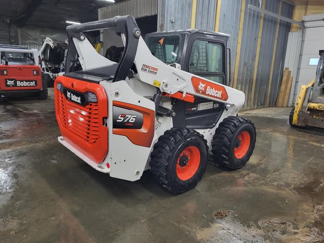 Image of Bobcat S76 equipment image 1